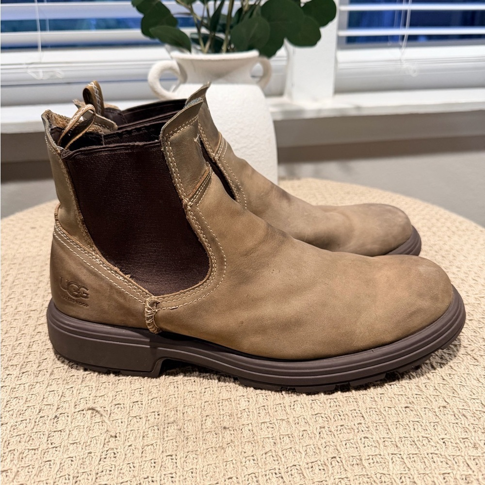 UGG Men’s Size 10.5 M Biltmore Chelsea Waterproof Slip On Boots Stout 1103789